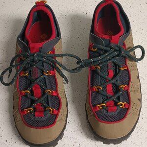 (New) Columbia Rock and Water hiking shoes